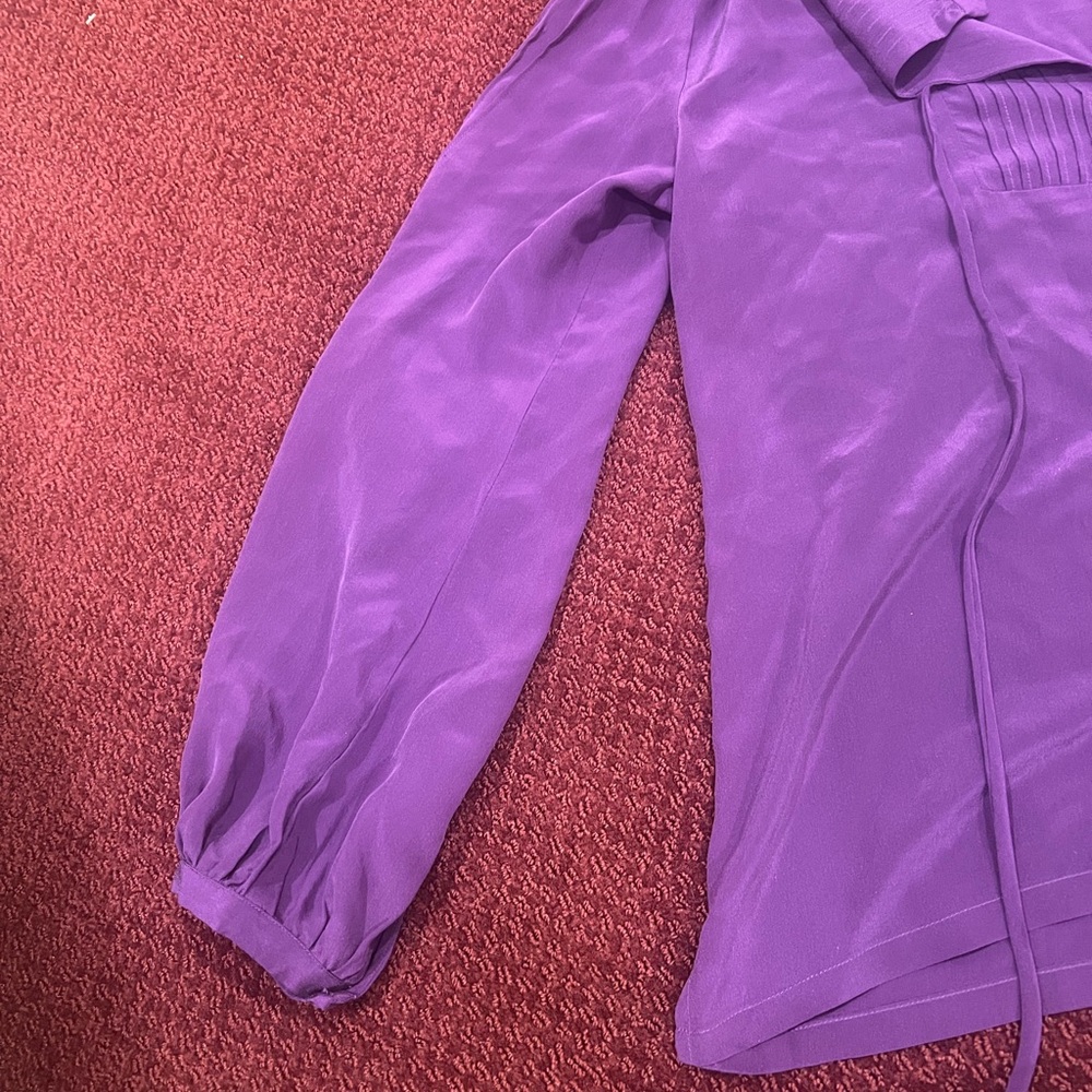 Nieves Lavi New York 100% Silk Blouse Plum Purple Size Medium - Picture 7 of 13
